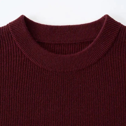 Dzianinowy sweter damski z kontrastowym paskiem
